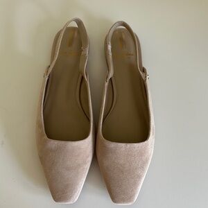 New San Edelman Elegant Suede Beige Slingback Flats. Size 8.